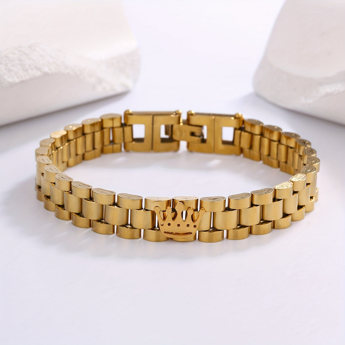 Golden Crown Lux