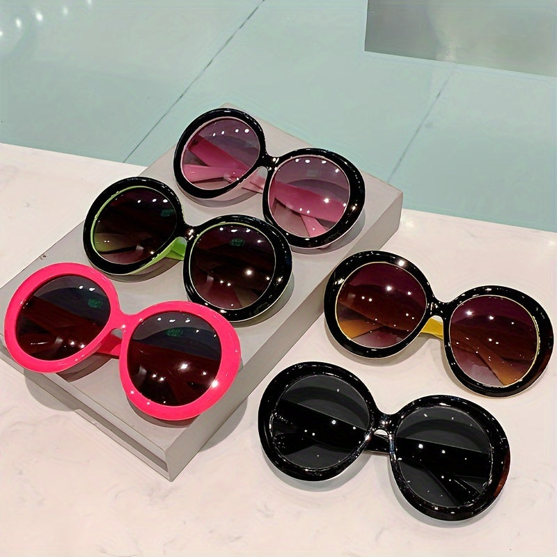 Black Green-gradient Gray Vivid Round